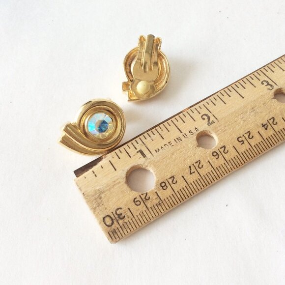 Aurora Borealis Rhinestones Clips Earrings Art Deco Design Gold Tone Clip On - Picture 3 of 3